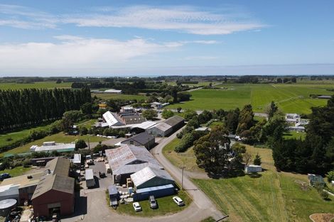 Photo of property in 1467 Main Road North, Waikuku, Rangiora, 7473