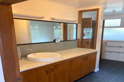 Photo of property in 18 Blackbridge Road, Wadestown, Wellington, 6012