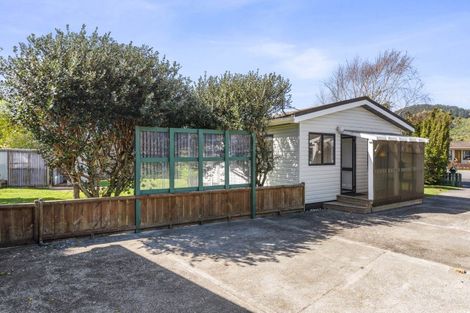 Photo of property in 22 Atarau Grove, Paraparaumu, 5032