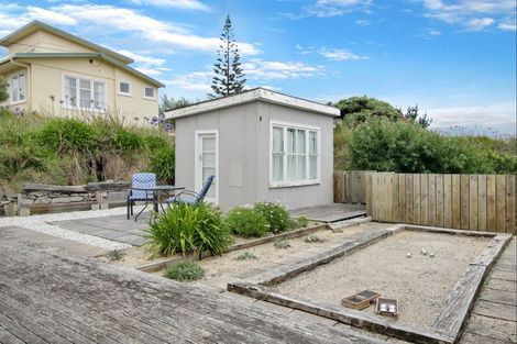 Photo of property in 163 Kahukura Avenue, Waitarere Beach, Levin, 5510