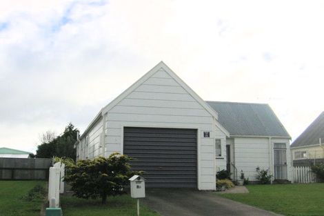 Photo of property in 8a Dalwood Grove, Highbury, Palmerston North, 4412