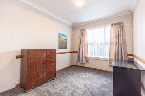 Photo of property in 34 Miro Street, Castlecliff, Whanganui, 4501