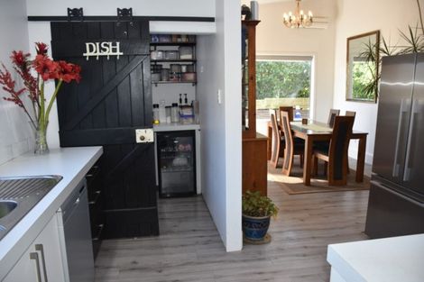 Photo of property in 66 Stout Street, Shannon, 4821