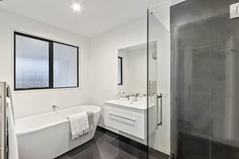 Photo of property in 10 Guilder Drive, Prebbleton, 7604