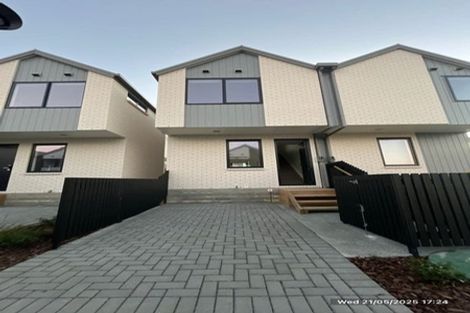 Photo of property in 2/21 Makomako Drive, Orewa, 0931