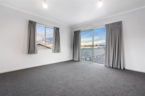 Photo of property in 4122a Great North Road, Glen Eden, Auckland, 0602