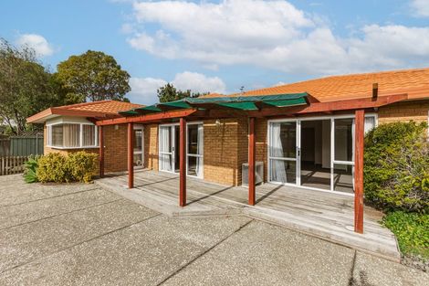 Photo of property in 4 Knightsbridge Place, Taradale, Napier, 4112