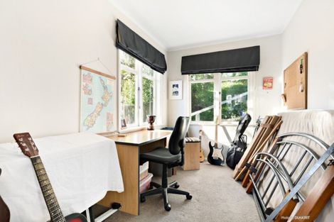 Photo of property in 3 Vautier Avenue, Wadestown, Wellington, 6012