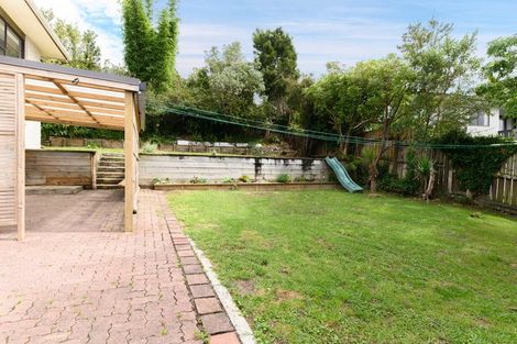 Photo of property in 7 Valdese Rise, Browns Bay, Auckland, 0630