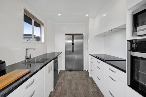 Photo of property in 12a Oleander Place, Bell Block, New Plymouth, 4312