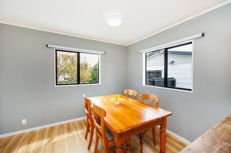Photo of property in 43 Fraser Drive, Feilding, 4702