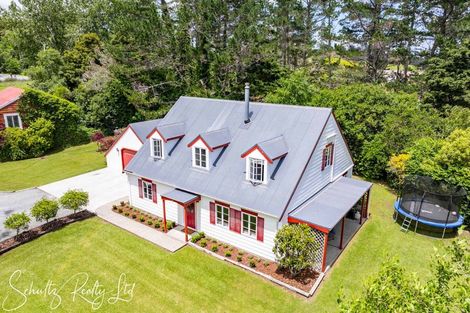 Photo of property in 3251 Paparoa-oakleigh Road, Paparoa, 0571