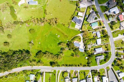 Photo of property in 9 Bickerstaffe Road, Maungaturoto, 0520