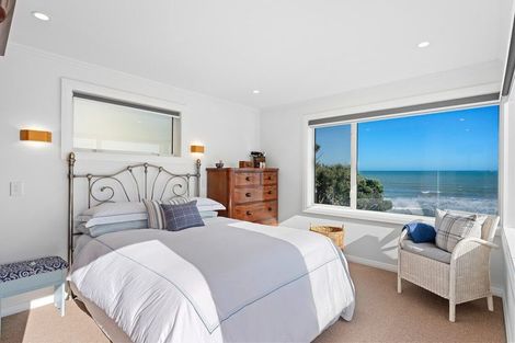 Photo of property in 86 Ames Street, Paekakariki, 5034