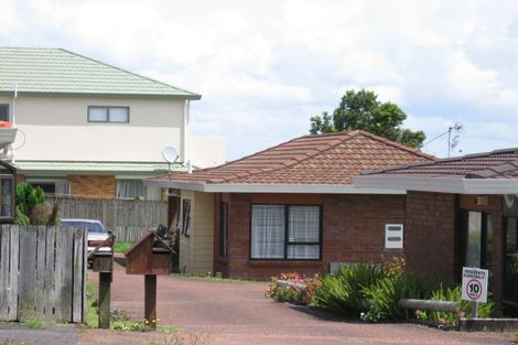 Photo of property in 4/9 New Windsor Road, Avondale, Auckland, 0600