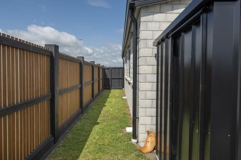 Photo of property in 15 Te Paea Crescent, Papamoa Beach, Papamoa, 3118