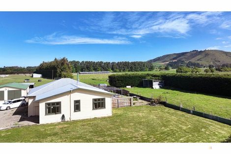 Photo of property in 19 Mount John Road, Waimate, 7977
