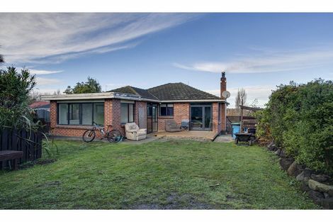 Photo of property in 16 Cambridge Street, Kensington, Timaru, 7910