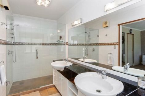 Photo of property in 1 Glamis Grove, Bethlehem, Tauranga, 3110