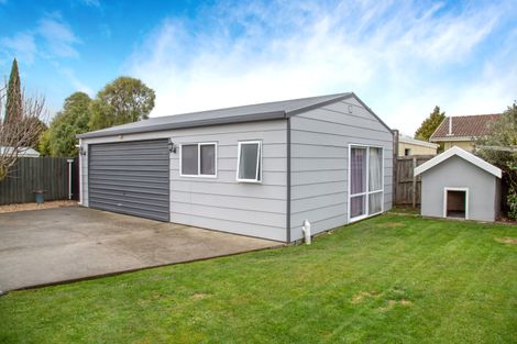 Photo of property in 127 Northcote Road, Northcote, Christchurch, 8052