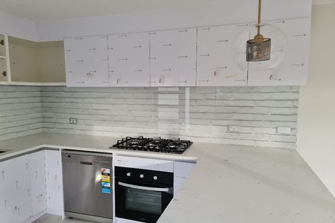 Photo of property in 12 Tekapo Rise, Fairview Heights, Auckland, 0632