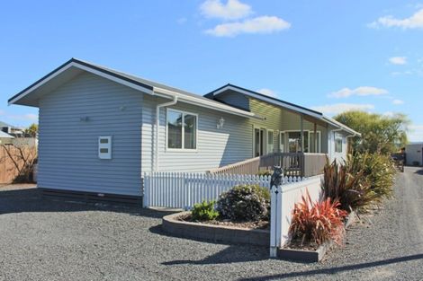 Photo of property in 1b Front Miranda Road, Waitakaruru, Thames, 3576