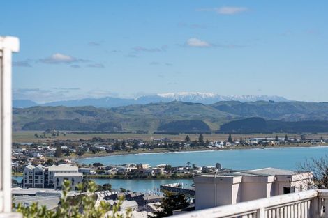 Photo of property in 22a Coleman Terrace, Hospital Hill, Napier, 4110