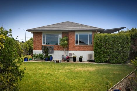 Photo of property in 8 Bayview Park Lane, Orewa, 0931