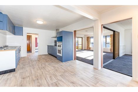 Photo of property in 39 Branston Street, Hornby, Christchurch, 8042