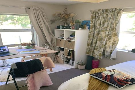 Photo of property in 1b Anderson Terrace, Mount Cook, Wellington, 6021