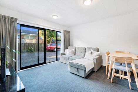 Photo of property in 4/767 Beach Road, Browns Bay, Auckland, 0630