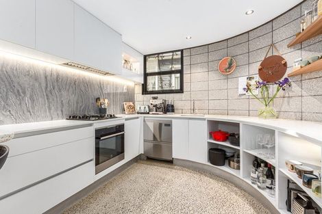 Photo of property in 377a Karaka Bay Road, Karaka Bays, Wellington, 6022