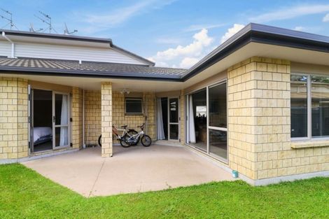 Photo of property in 52/64 Kawaha Point Road, Kawaha Point, Rotorua, 3010