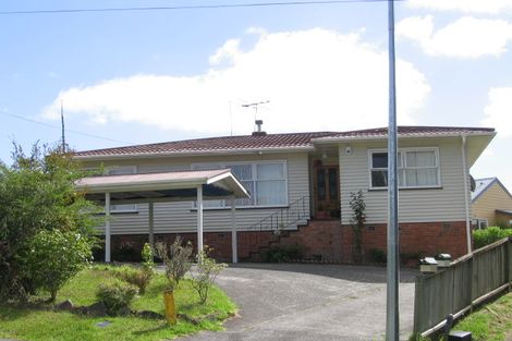 Photo of property in 4 Japonica Drive, Beach Haven, Auckland, 0626