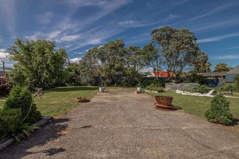 Photo of property in 22 Queen Street, Westport, 7825