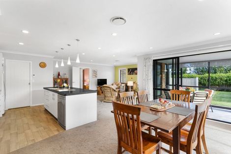 Photo of property in 13 Feist Street, Carterton, 5713