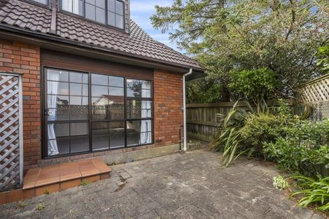 Photo of property in 42 Satara Crescent, Khandallah, Wellington, 6035