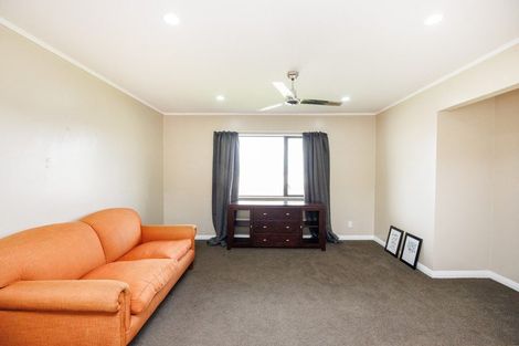 Photo of property in 12a Heatherlea Heights, Feilding, 4702