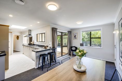 Photo of property in 23 Kent Terrace, Taradale, Napier, 4112