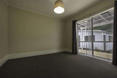 Photo of property in 10 Coote Road, Bluff Hill, Napier, 4110