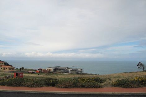 Photo of property in 37 Highgrove, Saint Clair, Dunedin, 9012