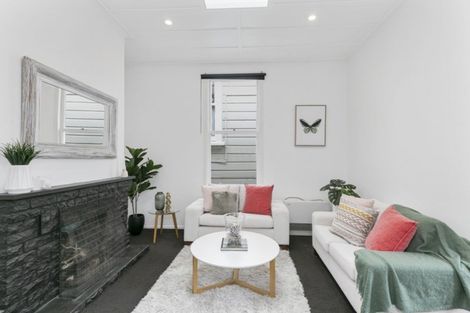 Photo of property in 6 Jeypore Street, Berhampore, Wellington, 6023