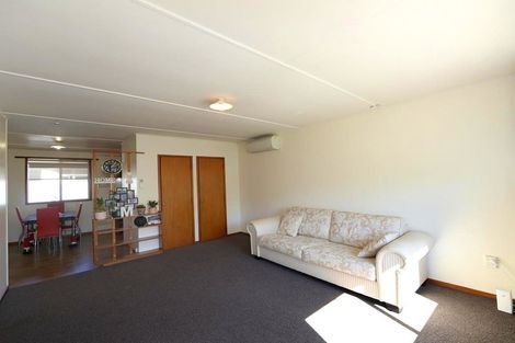 Photo of property in 2/1012 Plunket Street, Saint Leonards, Hastings, 4120