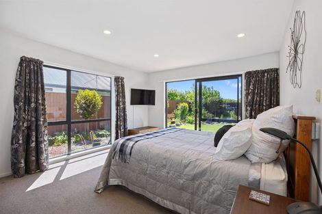 Photo of property in 6 Astor Place, Halswell, Christchurch, 8025