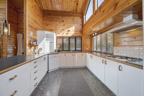 Photo of property in 67 Te Herekiekie Street, Turangi, 3334