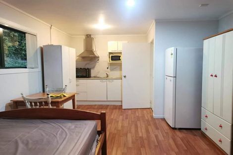 Photo of property in 1/3 Manutara Avenue, Forrest Hill, Auckland, 0620