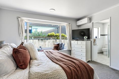 Photo of property in 23 Dixon Road, Fitzroy, Hamilton, 3206