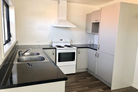 Photo of property in 10 Umu Place, Mangere, Auckland, 2022