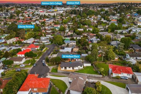 Photo of property in 38 Meilland Place, Glen Eden, Auckland, 0602