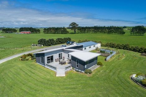 Photo of property in West Coast Road, Te Kopuru, 0371